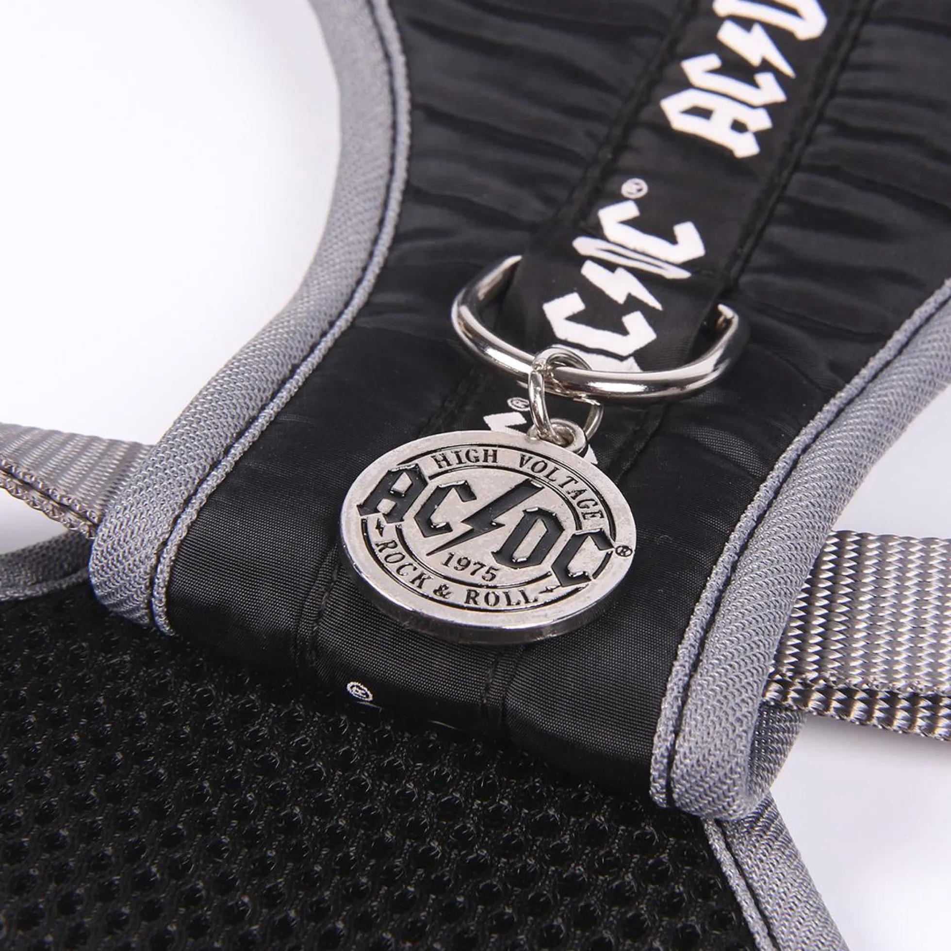 AC/DC Harness